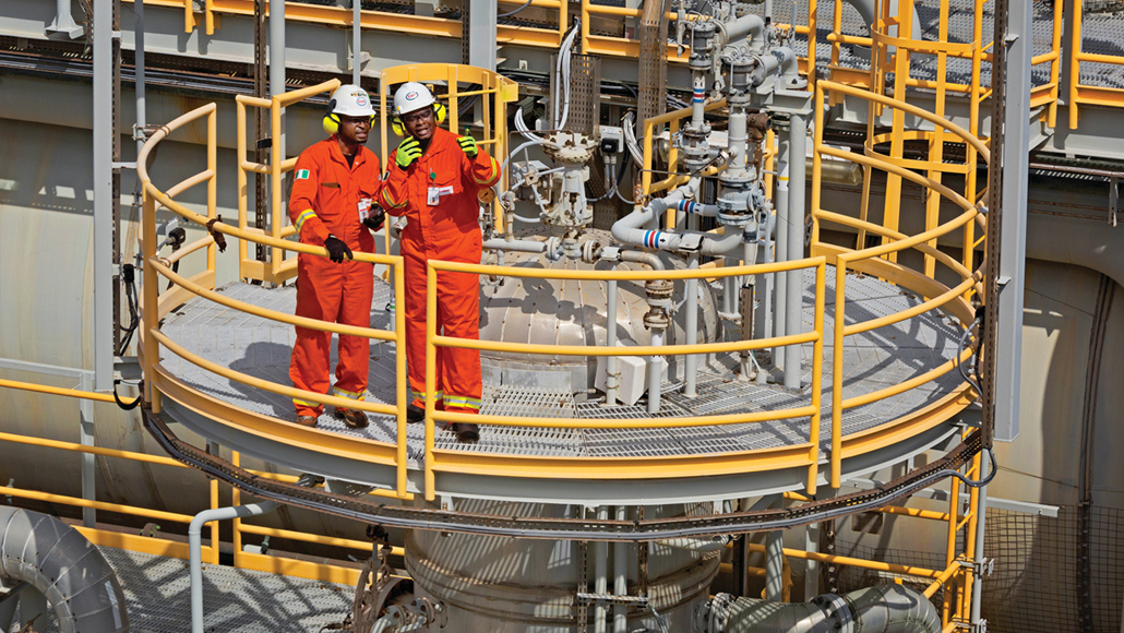 ExxonMobil workers on Erha rig.