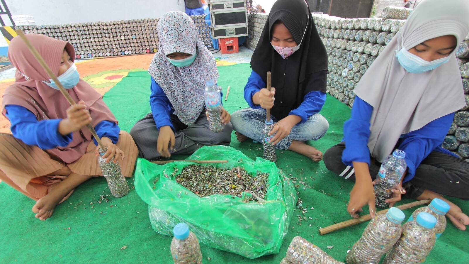 Image The bottles were hardpacked with waste plastic materials.